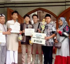 Santri Darul Jundi Menginspirasi: Sukses Raih Juara 3 di Ajang Cerdas Cermat Malang Raya!